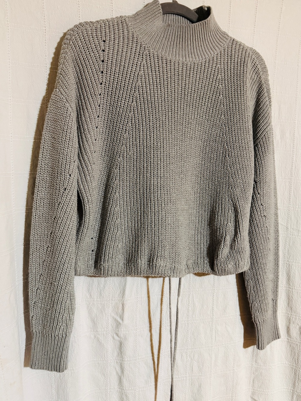 Cozy Mock Neck Cropped Knit Sweater - Gray